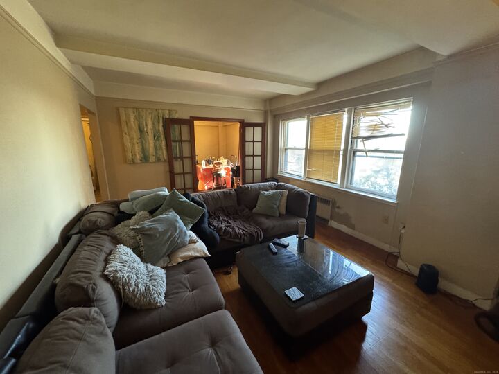 Property Photo: 232 Farmington Avenue D8 CT 06105