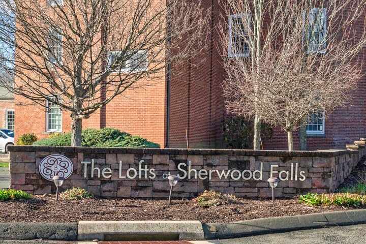 Property Photo: 10 Main Street 304 CT 06037