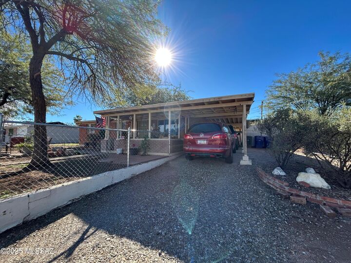 Property Photo:  5240 E 28th Street  AZ 85711 