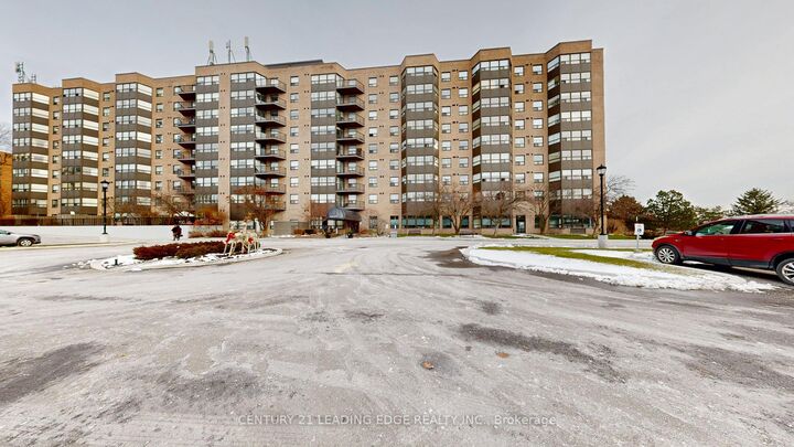 Photo de la propriété: 2 Raymerville Drive 616 ON L3P 7N7