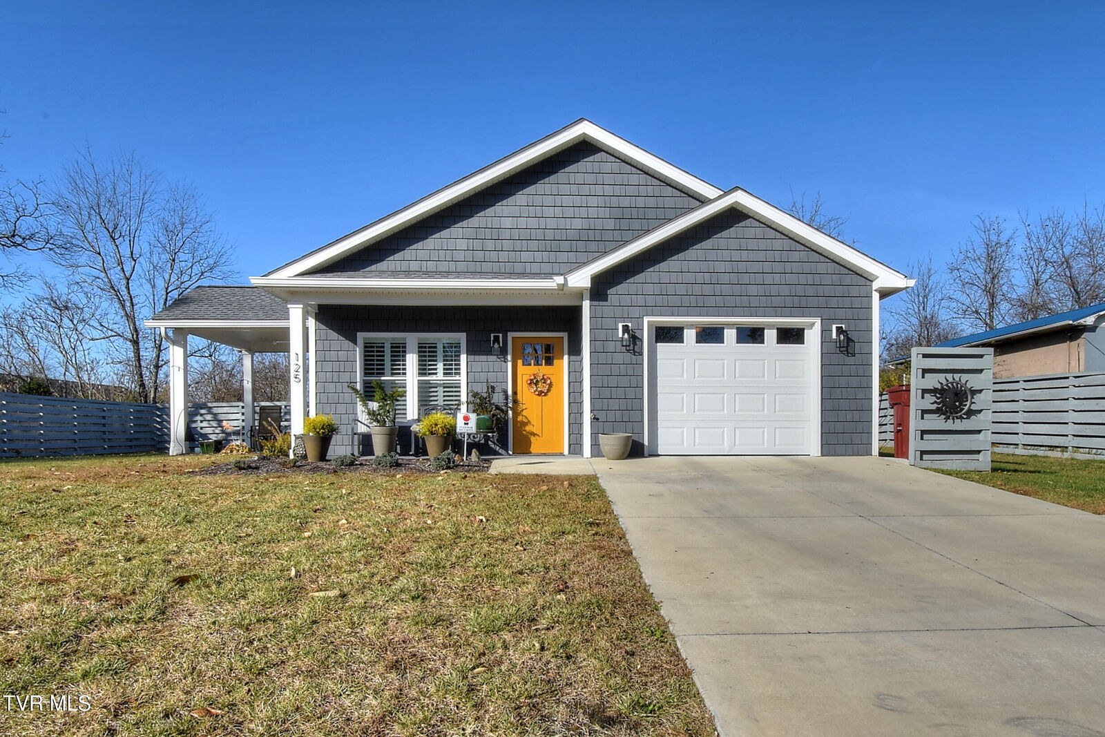 Property Photo:  125 Lynn Road  TN 37604 