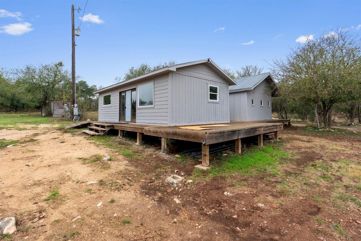 Property Photo:  1100 High Road  TX 78666 