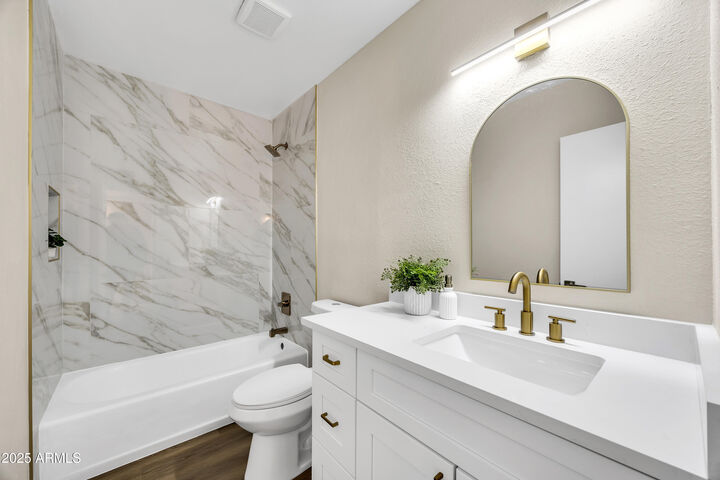 Property Photo:  2128 E Dunbar Drive  AZ 85282 