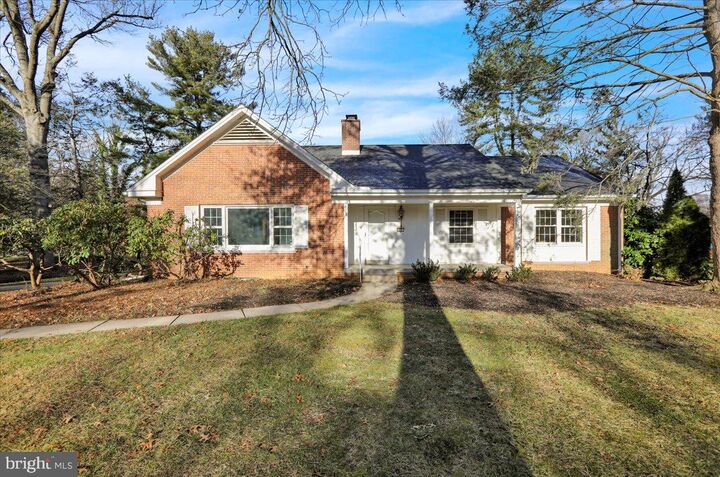 Property Photo:  30 N Bausman Drive  PA 17603 