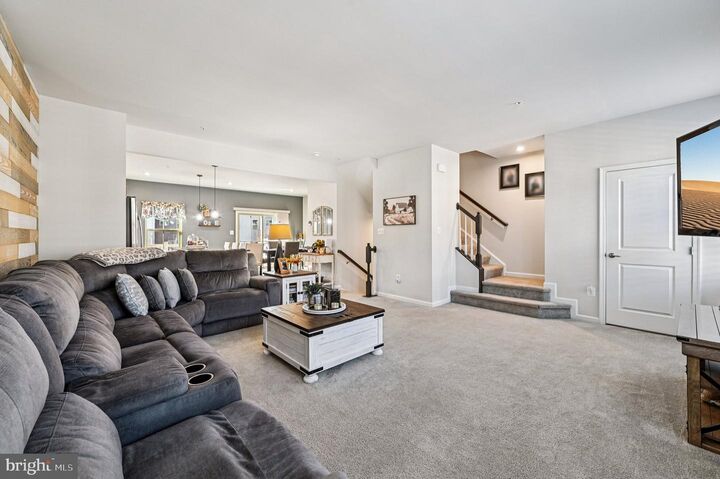 Property Photo: 8218 Kippis Road MD 21108