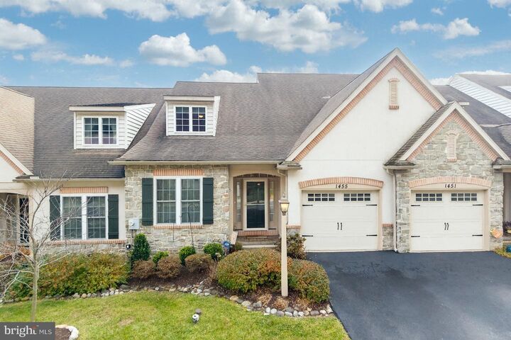 1455 N Red Maple Way  Downingtown PA 19335 photo