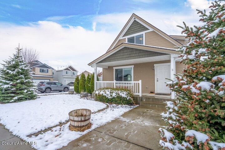 Property Photo: 8067 N Crown Pointe St ID 83854