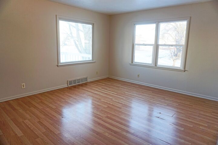 Property Photo:  211 W 12th Street  NE 68661 