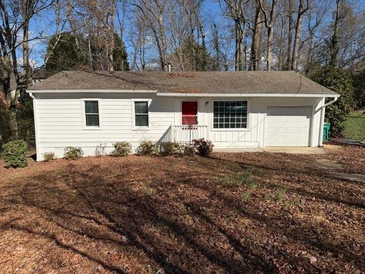 Property Photo:  1815 Mackinaw Place SE  GA 30080 