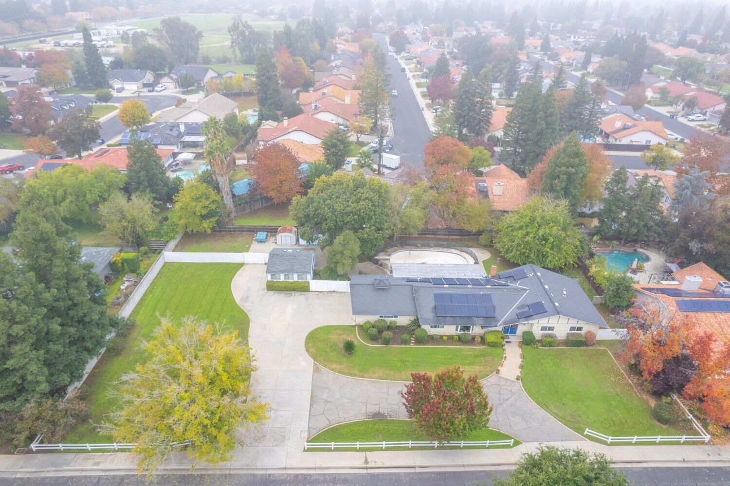 Property Photo:  424 Temperance Avenue  CA 93611 