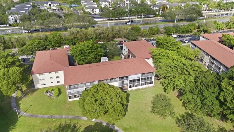 Property Photo: 13300 SW 1st St 206O FL 33027