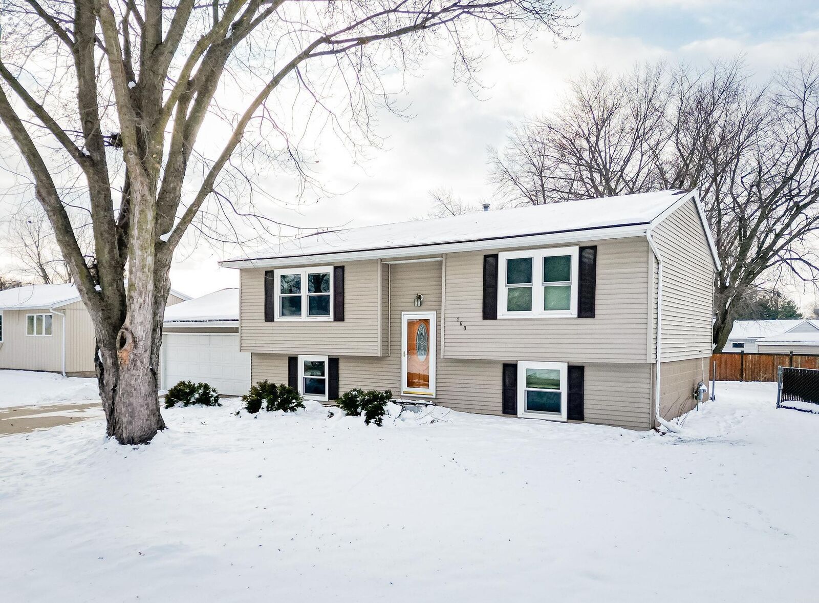 Property Photo: 100 Corliss Avenue IA 50707