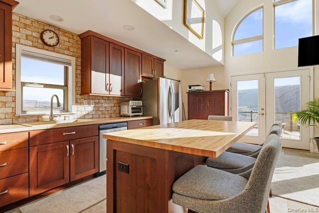 Property Photo:  130 Hanley Road  NY 12430 