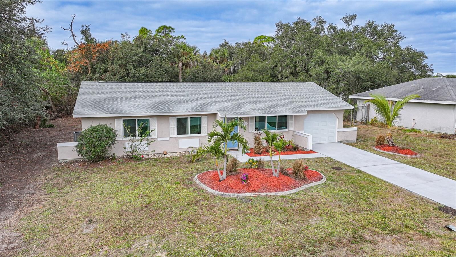 Property Photo:  2341 Granadeer Street  FL 33948 