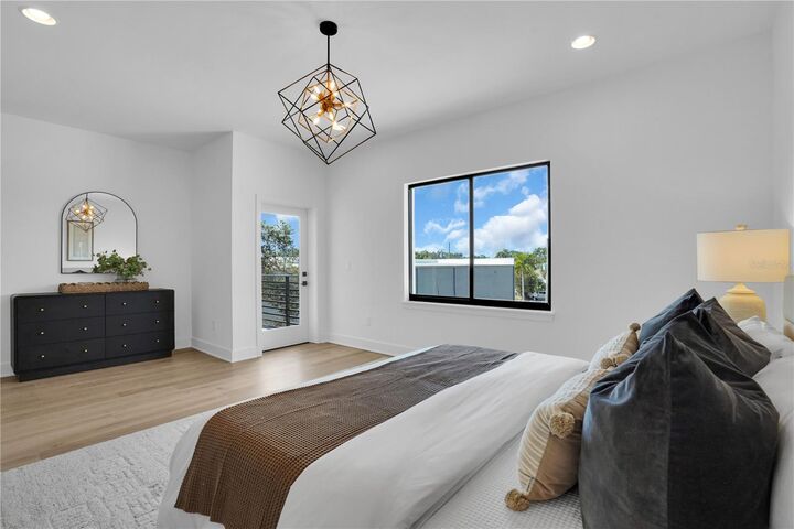 Property Photo:  3002 W Platt 10  FL 33609 