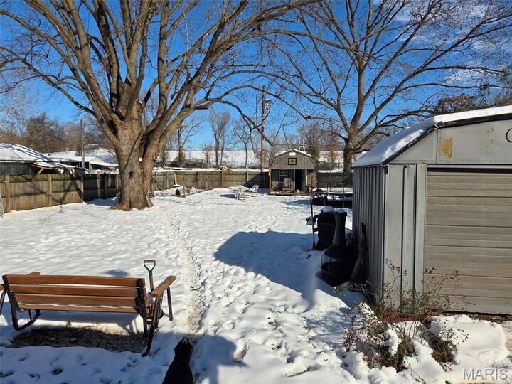 Property Photo: 160 S Church IL 62356