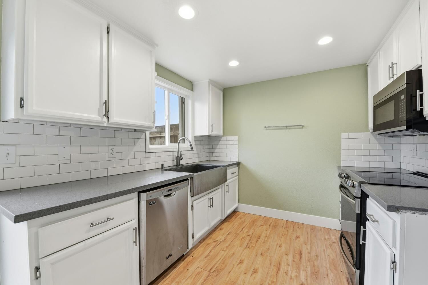 Property Photo: 2515 Merrychase Drive K CA 95682