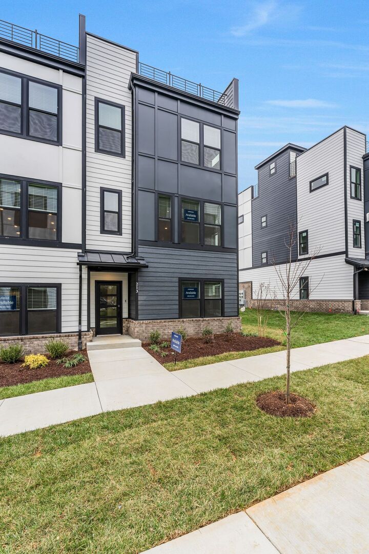 Property Photo: 213 Harmony Aly TN 37207