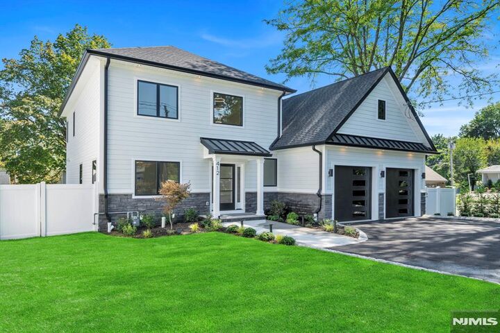 412 Tappan Road  Northvale NJ 07647 photo