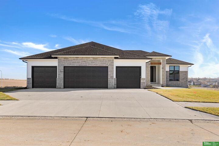 10705 S 219th Avenue  Gretna NE 68028 photo