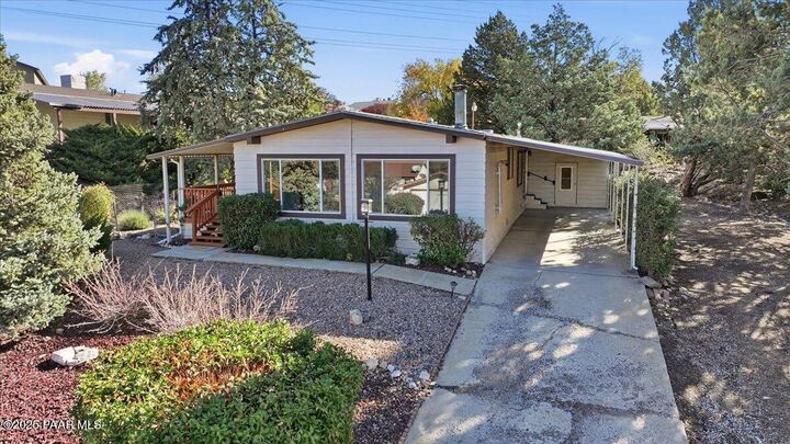 Property Photo: 3155 Amherst Drive AZ 86301