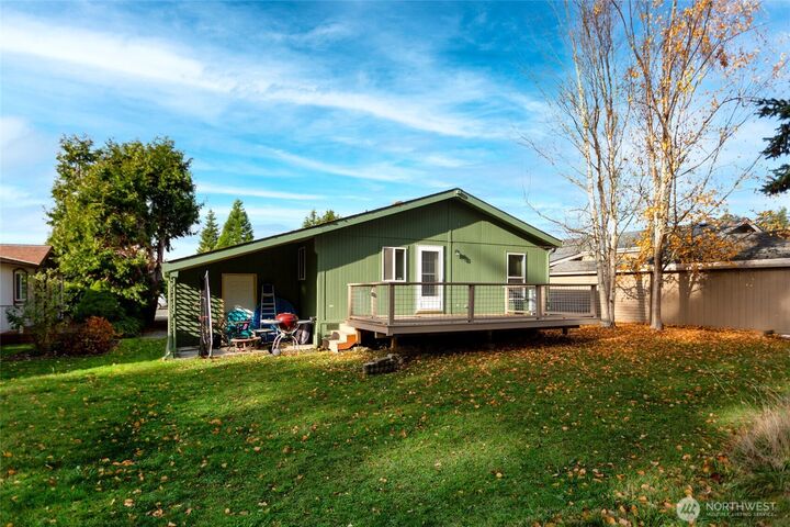 Property Photo: 1785 Douglas Road 30 WA 98250