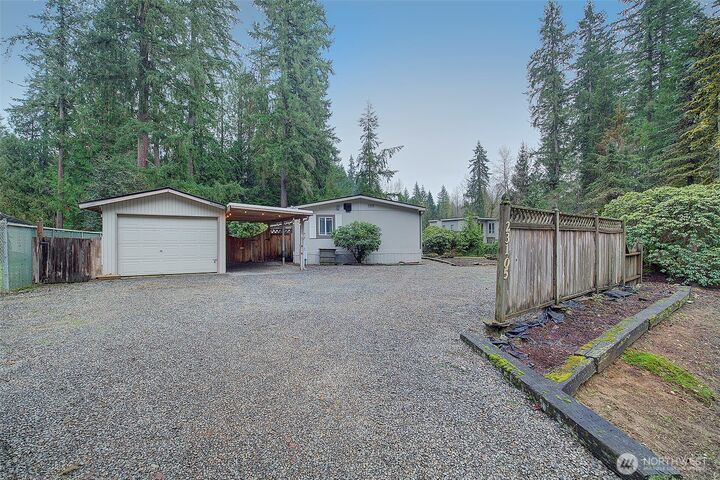 Property Photo:  23105  105th Avenue SE  WA 98077 