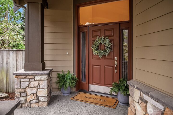 Property Photo: 817 235th Avenue NE WA 98074