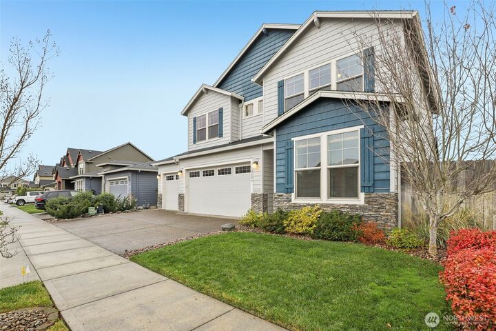 Property Photo:  12606 NE 106th Circle  WA 98682 