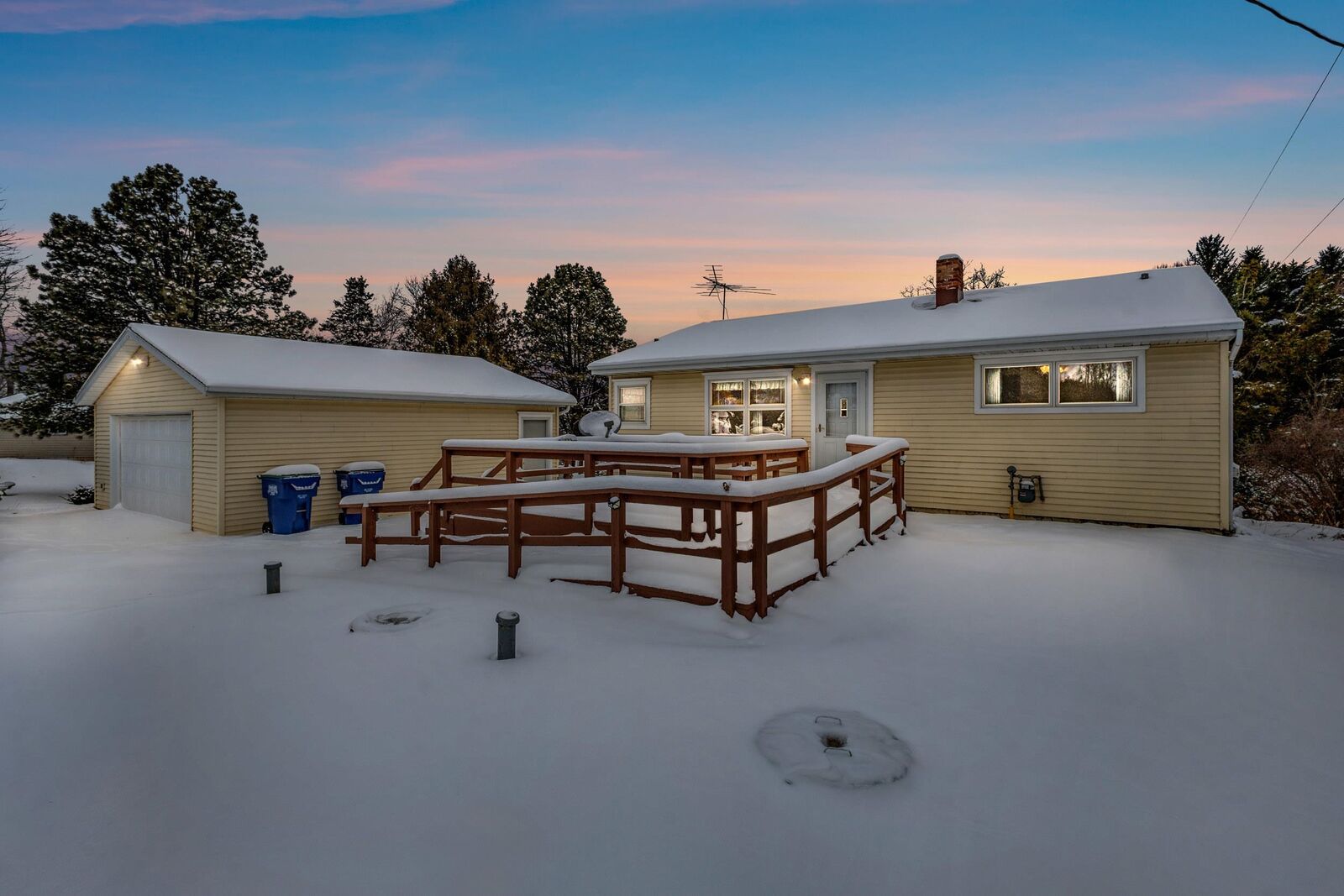 Property Photo:  N6038 County Rd D  WI 54216 