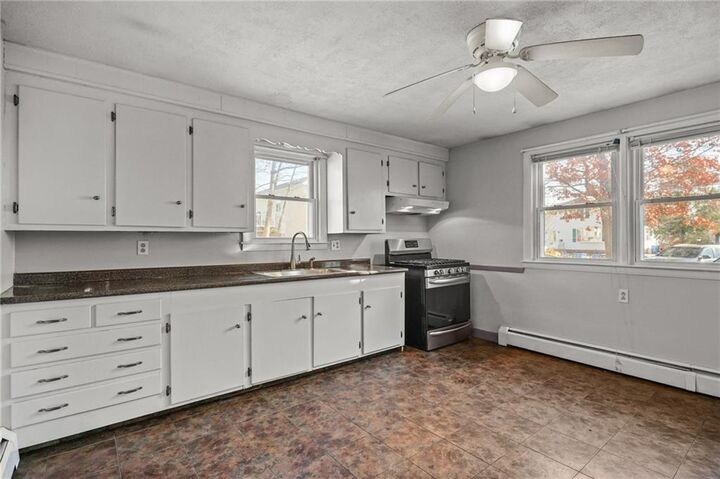 Property Photo:  35 Forest Avenue  RI 02864 