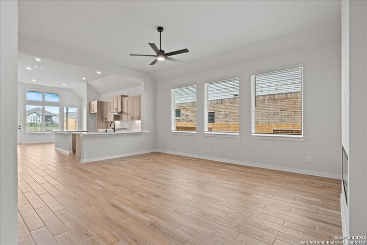 Property Photo: 2122 Shepards Street TX 78155