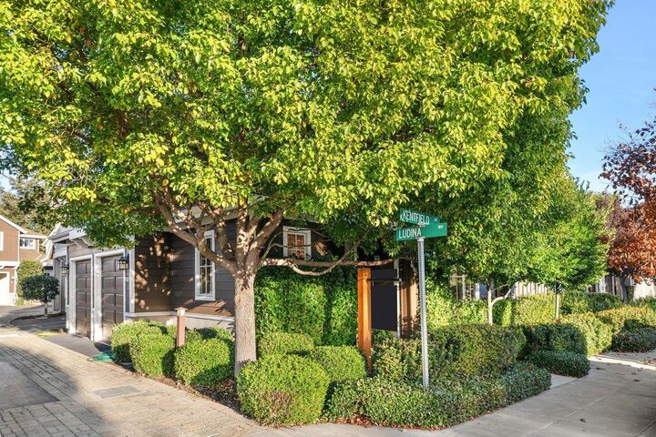 Property Photo: 1587 Kentfield Avenue CA 94061