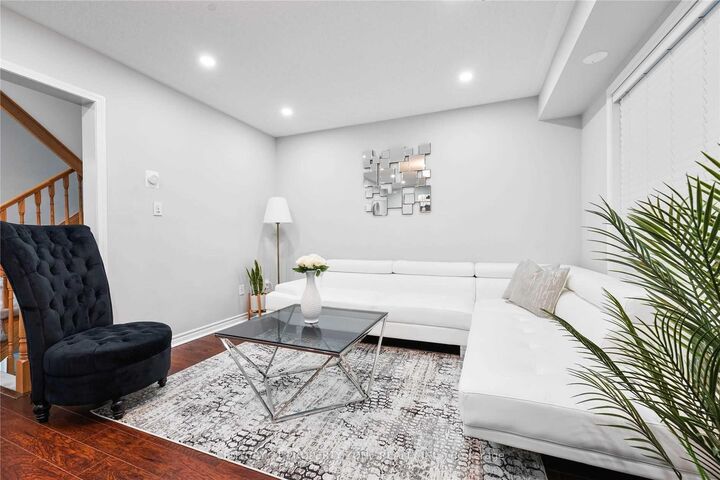 Property Photo: 95 Bannister Crescent ON L7A 0G2