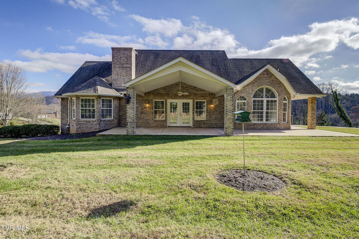 Property Photo:  2272 Bullock Hollow Rd  TN 37620 