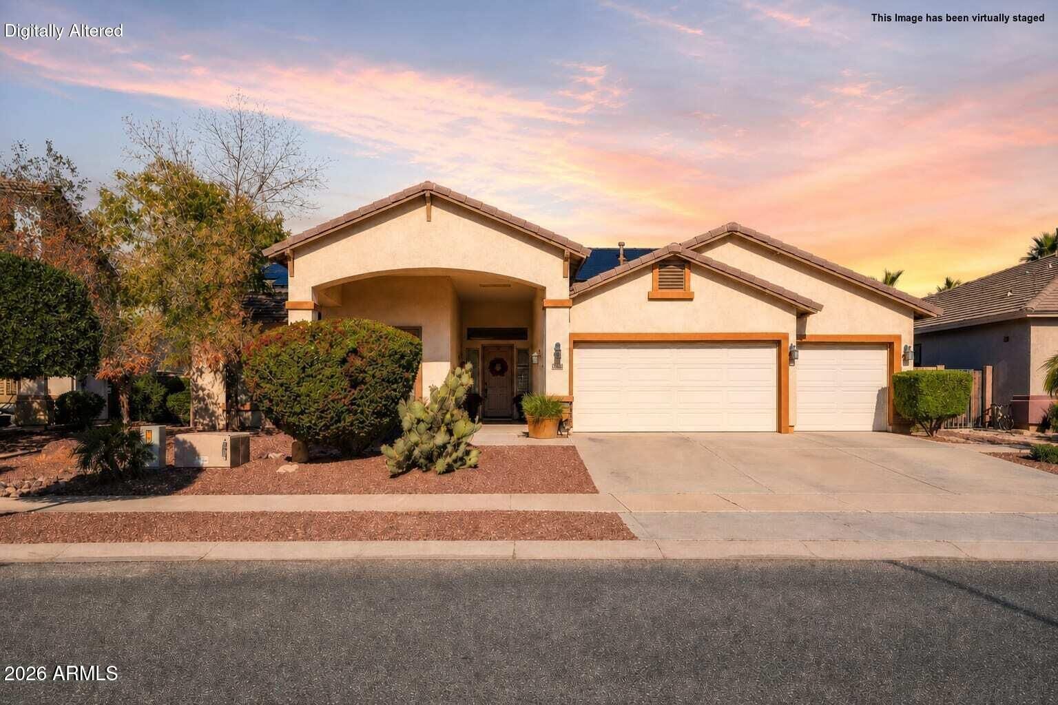 Property Photo: 15850 W Mercer Lane AZ 85379