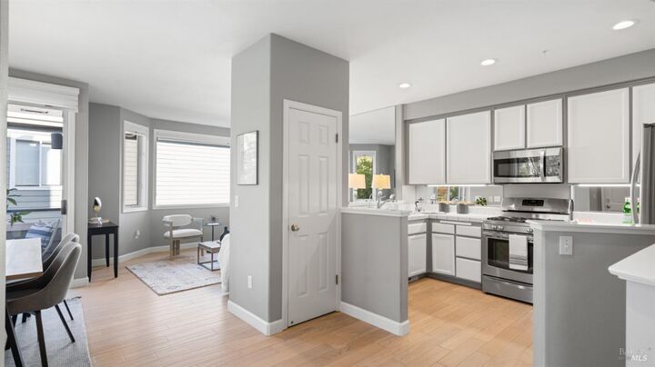 Property Photo: 69 Gable Court CA 94903