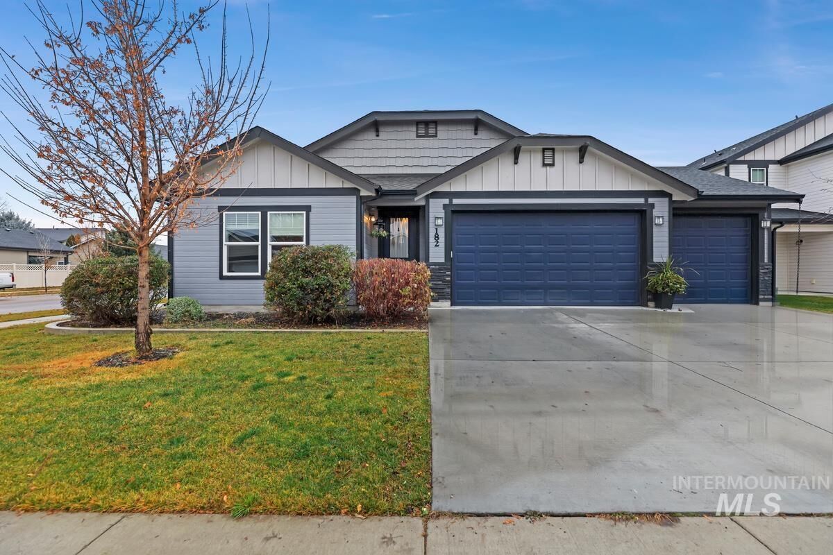 Property Photo:  182 W Waukesha St.  ID 83646 