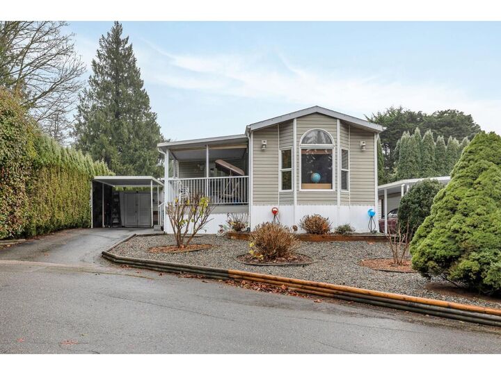 Property Photo:  2035 Martens Street 33  BC V2T 6M4 