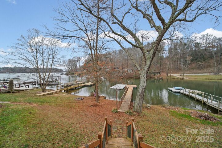 Property Photo: 4327 Son Lawing Drive NC 28610