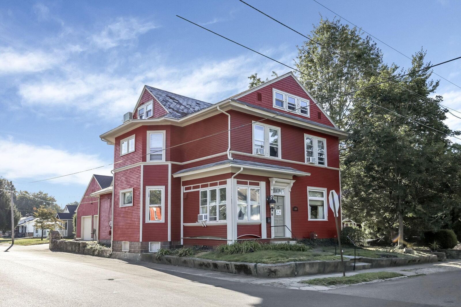 Property Photo: 118 N Oak Avenue OH 43105
