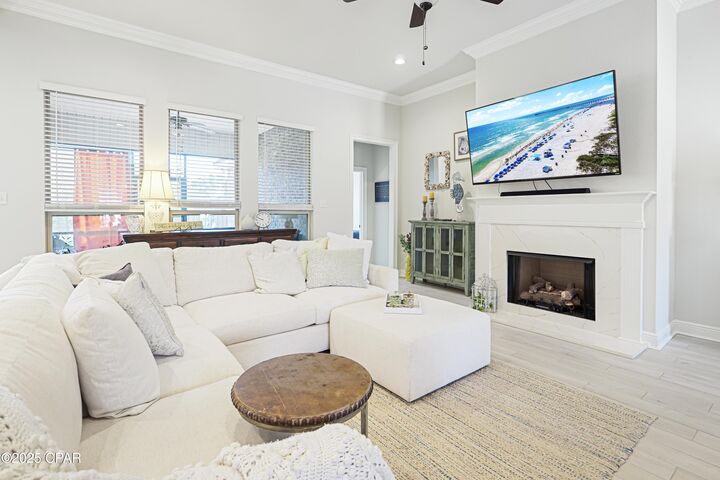 Property Photo: 198 Blaze Boulevard FL 32439