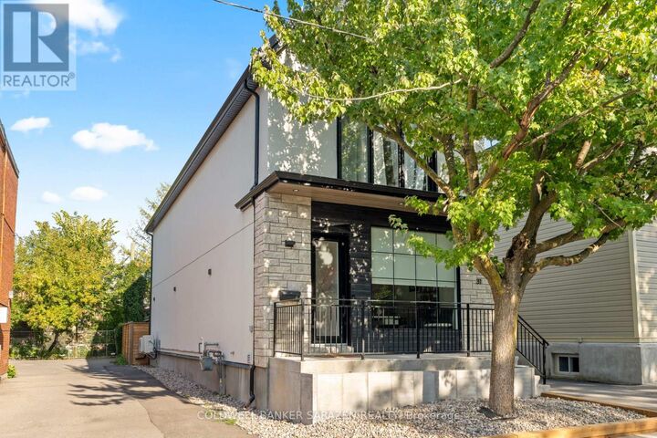 Property Photo:  31 Commanda Way B  ON K1M 1G1 