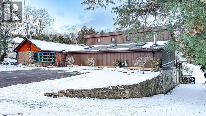 Photo de la propriété: 70 Home Street ON L9H 5W3