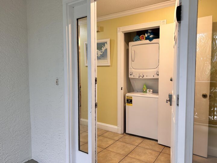 Property Photo:  7453 Sunset Harbor Drive Apt 2-303  FL 32566 