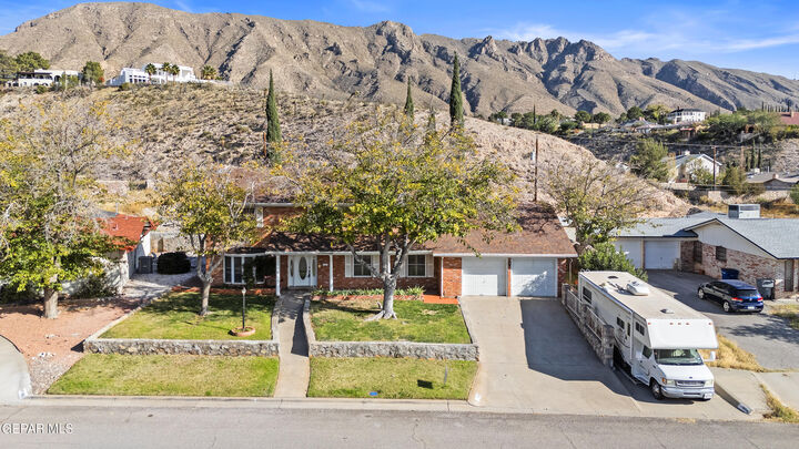 5604 Pebble Beach Drive  El Paso TX 79912 photo