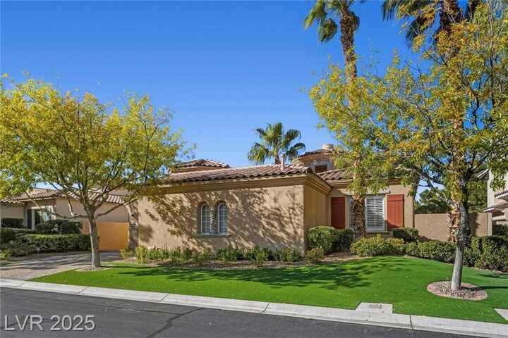 Property Photo: 12005 Whitehills Street NV 89141