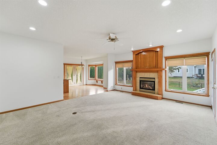 Property Photo:  509 NE Robert Drive  IA 50021 