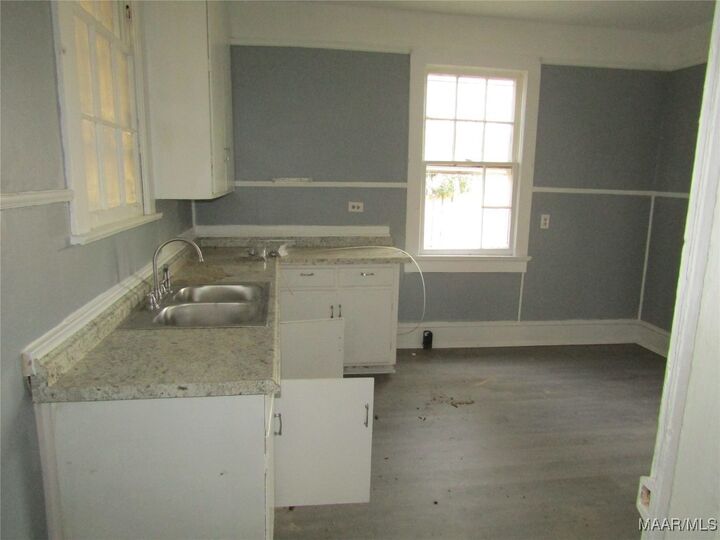 Property Photo:  10 Johnson Avenue  AL 36110-1449 