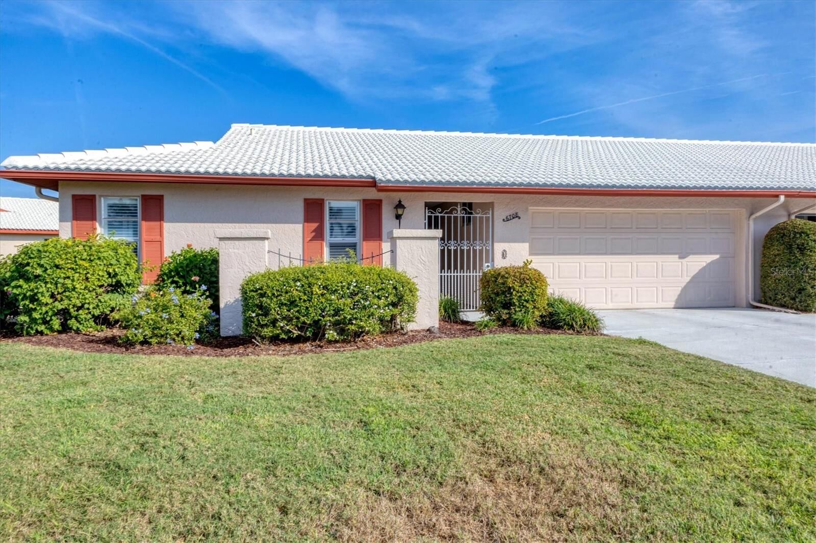 Property Photo:  6708 12th Avenue W  FL 34209 